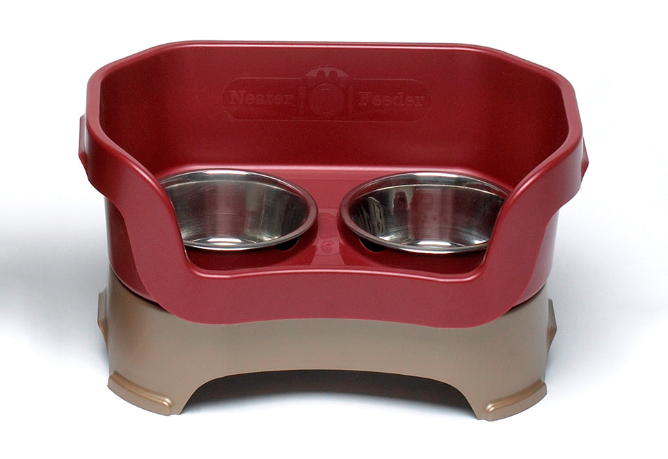 Mess Proof Pet Feeder – Sharper Image