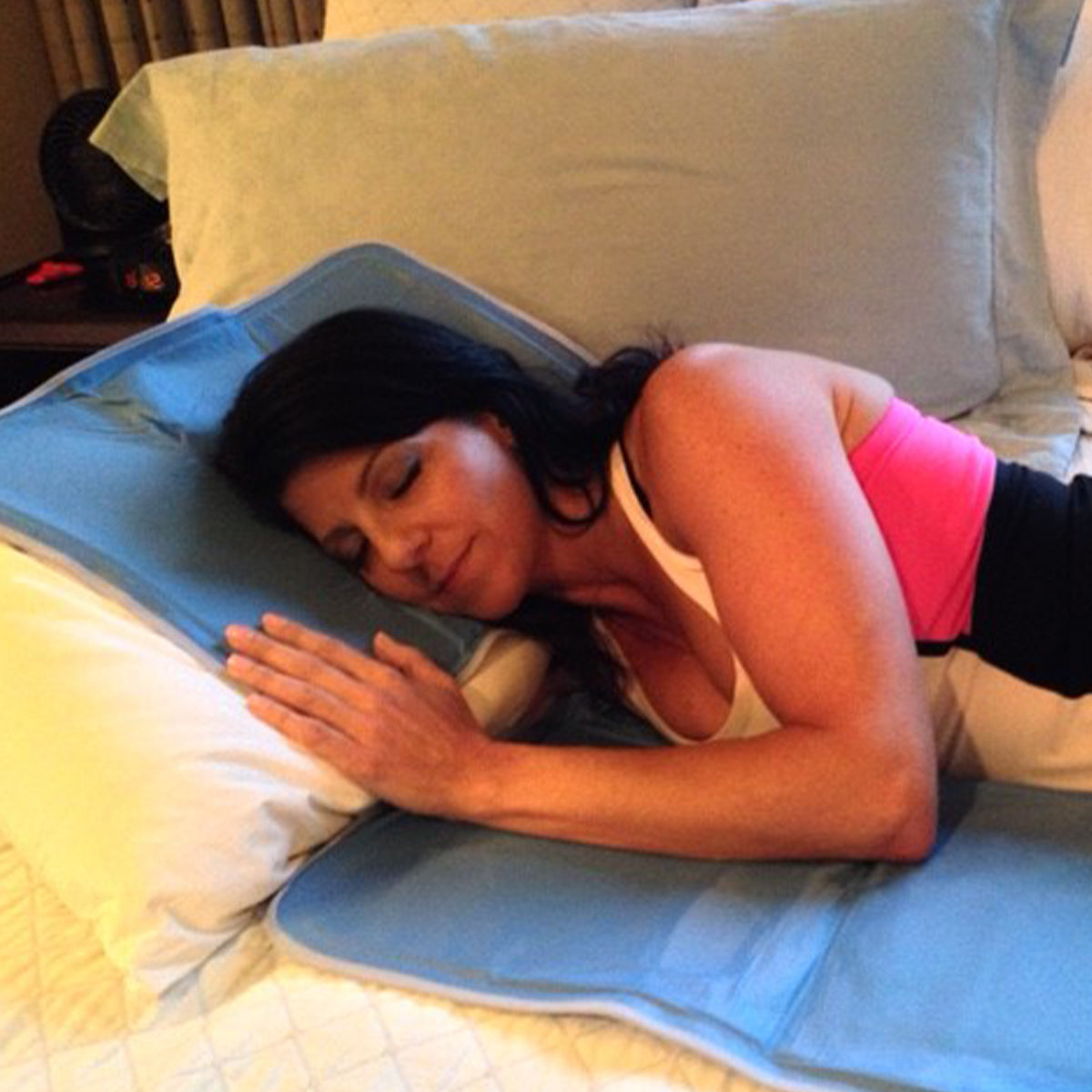 Self-Cooling Pillow Pad – Sharper Image1