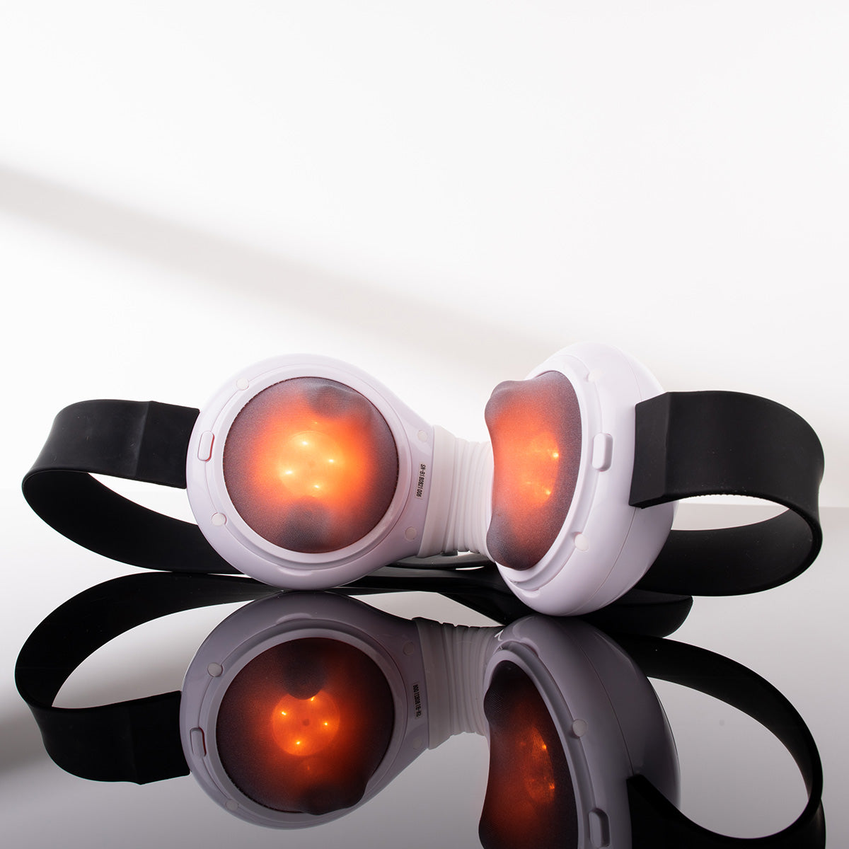 3D Shiatsu Neck and Shoulder Massager - Deep Penetrating, Infrared Heat 3D Shiatsu Neck and Shoulder Massager - Deep Penetrating, Infrared Heat