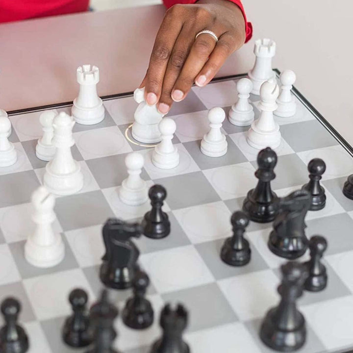 Digital Electronic Chess Computer