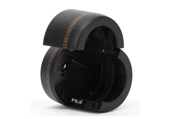 11aFSh2JE9aQ4v01gPr3Vd