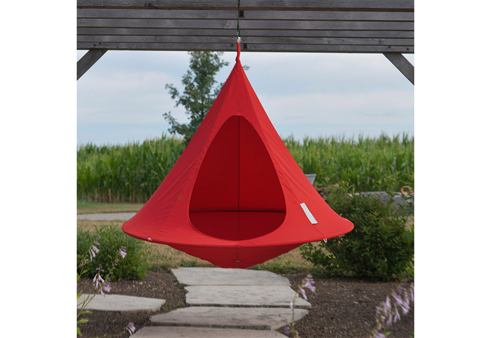 cacoon hängematte Two-Person Hanging Cocoon Hammock – Sharper Image Color:Laurel Green Gay and a plush cushion Croozer Kid Ellma 2