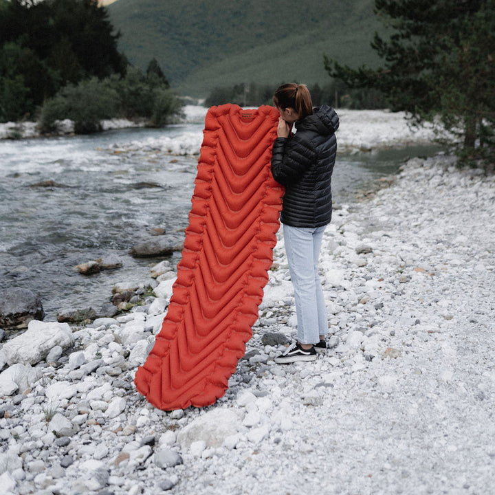 19jKYV61HelKo65Y7lV9mg