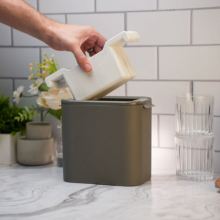 49F1BVxVF2o7Ex7q2goMuW