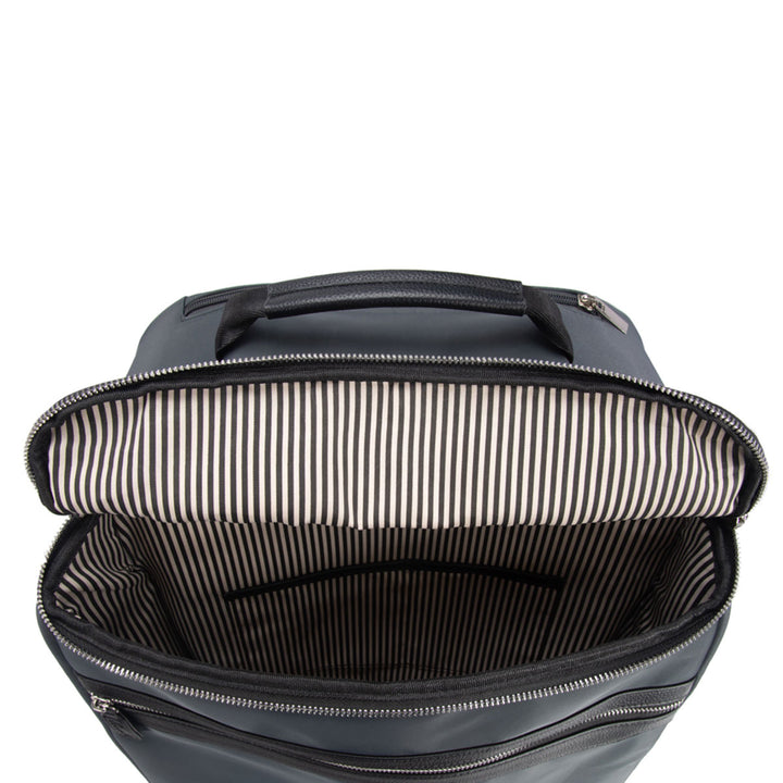 FCOCX0R3i0EycsaCkqJpx