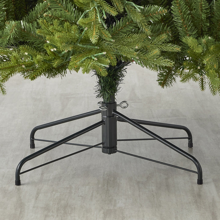 7.5' Pine Christmas Tree