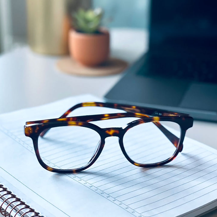 Fog-Free Round Readers