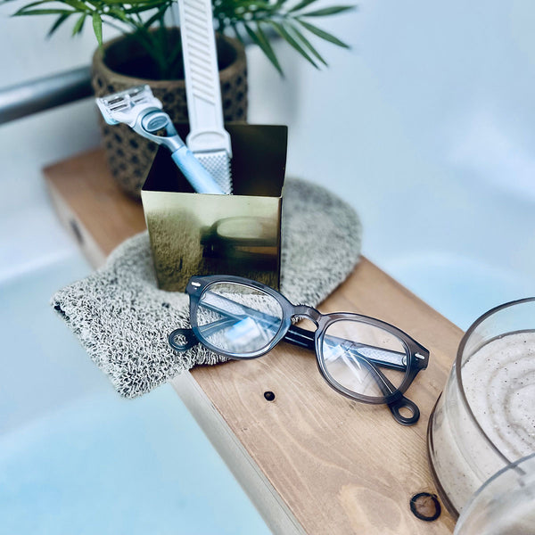 Fog-Free Shower Readers