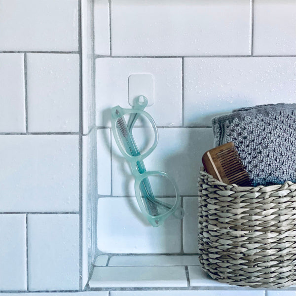 Fog-Free Shower Readers