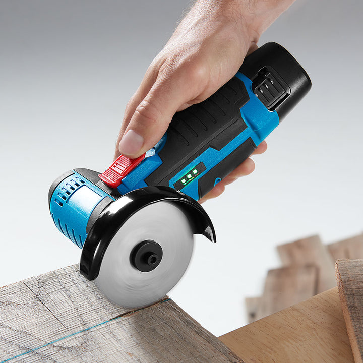 Battery-Powered Compact Circular Saw