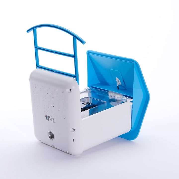 Video Camera Bird Feeder by Sharper Image