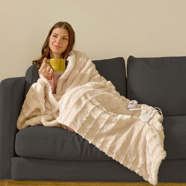 Oversized Faux Fur Heated Throw