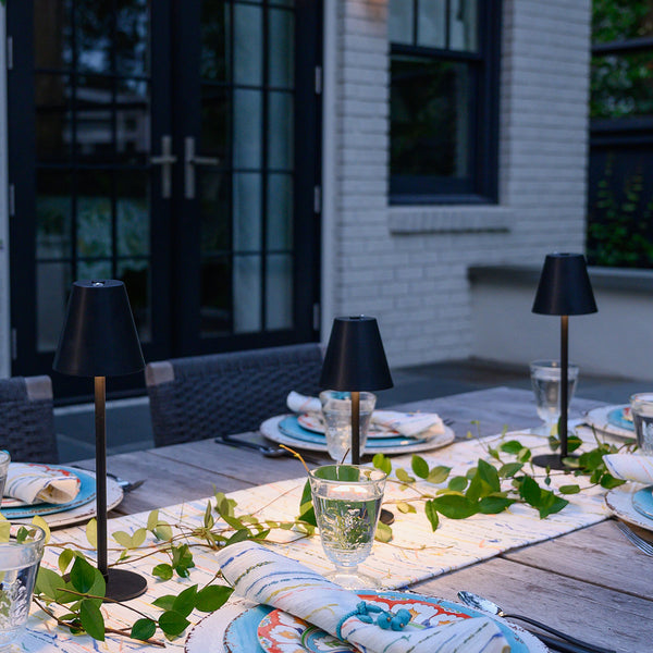 4-in-1 Indoor/Outdoor Bug Deterrent Lamp