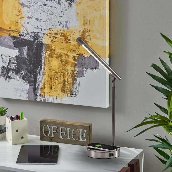 Modern Charging Desk Lamp