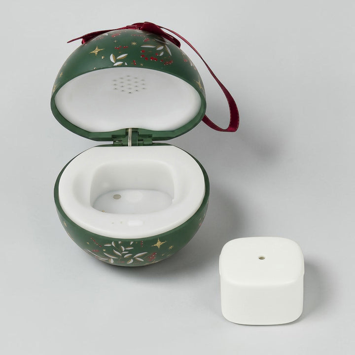 Aroma Diffusing Holiday Ornament