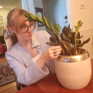 Interactive 6'' Smart Plant Pot with Speaker
